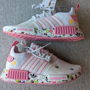 DS Adidas Hello Kitty NMD R1 Boost
